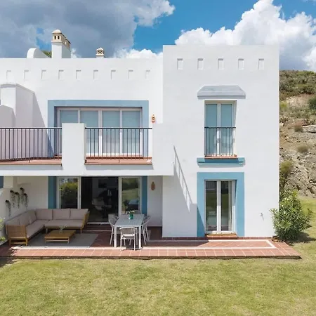 Spanish Hillside Haven * Estepona