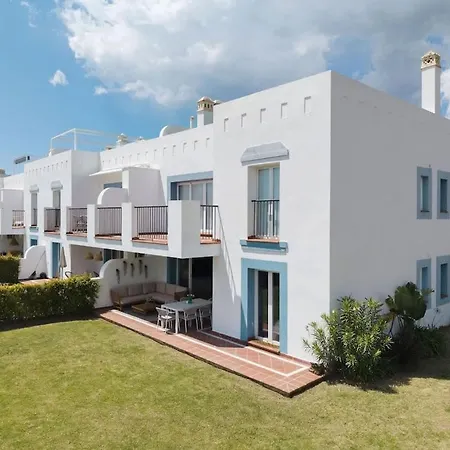 Spanish Hillside Haven * Estepona