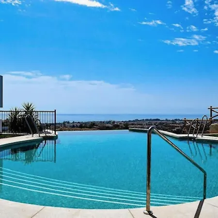 Spanish Hillside Haven * Estepona